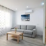 Апартаменти Salatan Apartments, Plaza Paris *