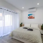 Salatan Apartments, Plaza Paris *