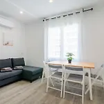 Salatan Apartments, Plaza Paris *