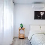 Salatan Apartments, Plaza Paris * Lloret de Mar