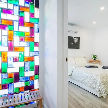 Apartament Salatan Apartments, Plaza Paris