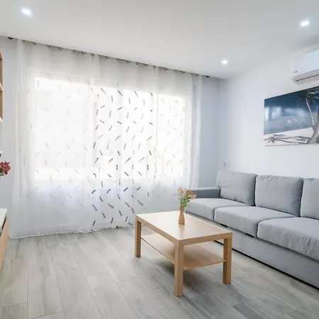 Salatan Apartments, Plaza Paris