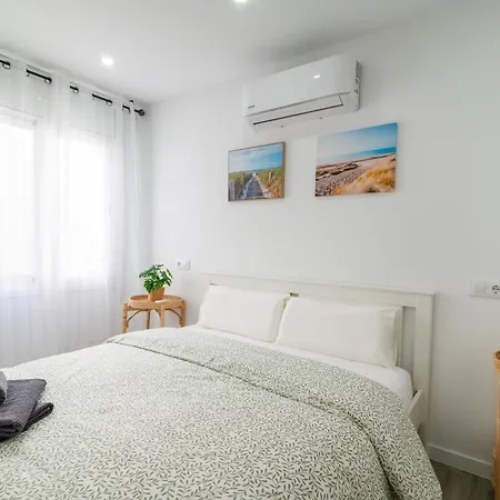 Daire Salatan Apartments, Plaza Paris Lloret de Mar
