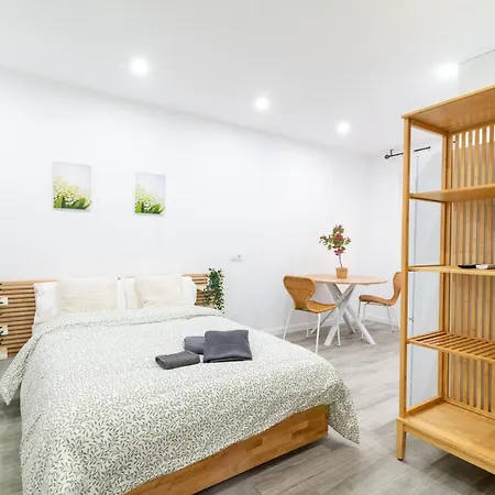 Daire Salatan Apartments, Plaza Paris *