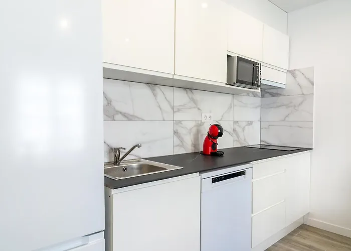 Salatan Apartments, Plaza Paris *