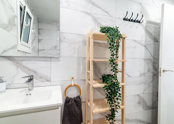 Salatan Apartments, Plaza Paris *