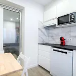 Salatan Apartments, Plaza Paris Lloret de Mar