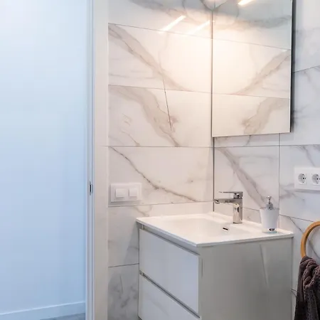 Salatan Apartments, Plaza Paris Lägenhet