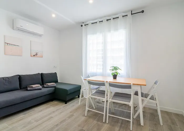 Salatan Apartments, Plaza Paris *