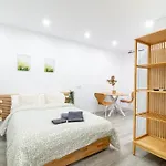 Apartment Salatan Apartments, Plaza Paris *