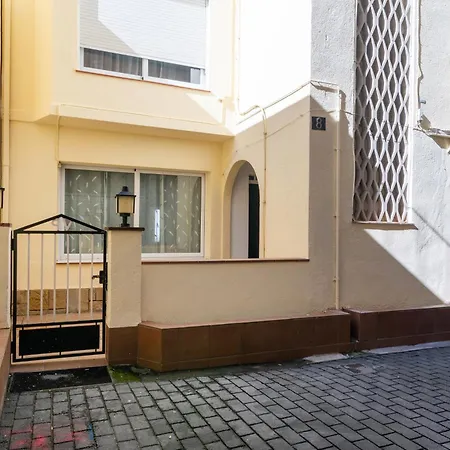 Salatan Apartments, Plaza Paris