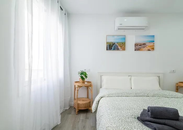 Salatan Apartments, Plaza Paris Appartamento *