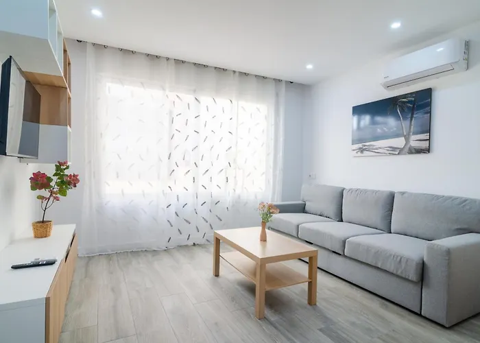 Salatan Apartments, Plaza Paris