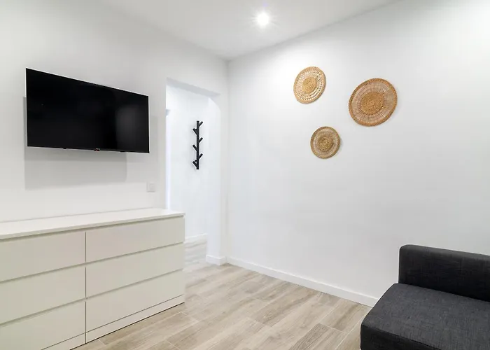 Salatan Apartments, Plaza Paris * Lloret de Mar