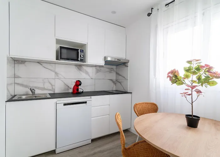 Salatan Apartments, Plaza Paris Appartamento Lloret de Mar