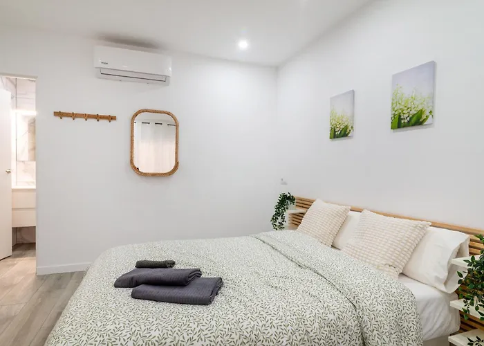 Salatan Apartments, Plaza Paris *