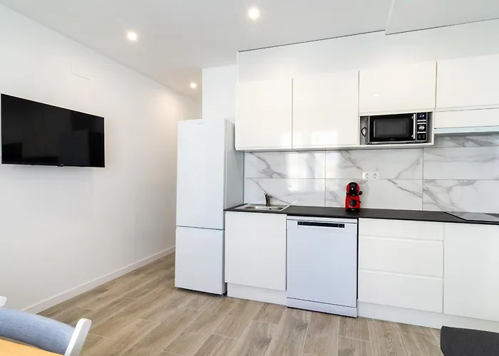 Salatan Apartments, Plaza Paris *